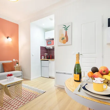 Guestrust- Arc De Triomphe Corail Apartamento